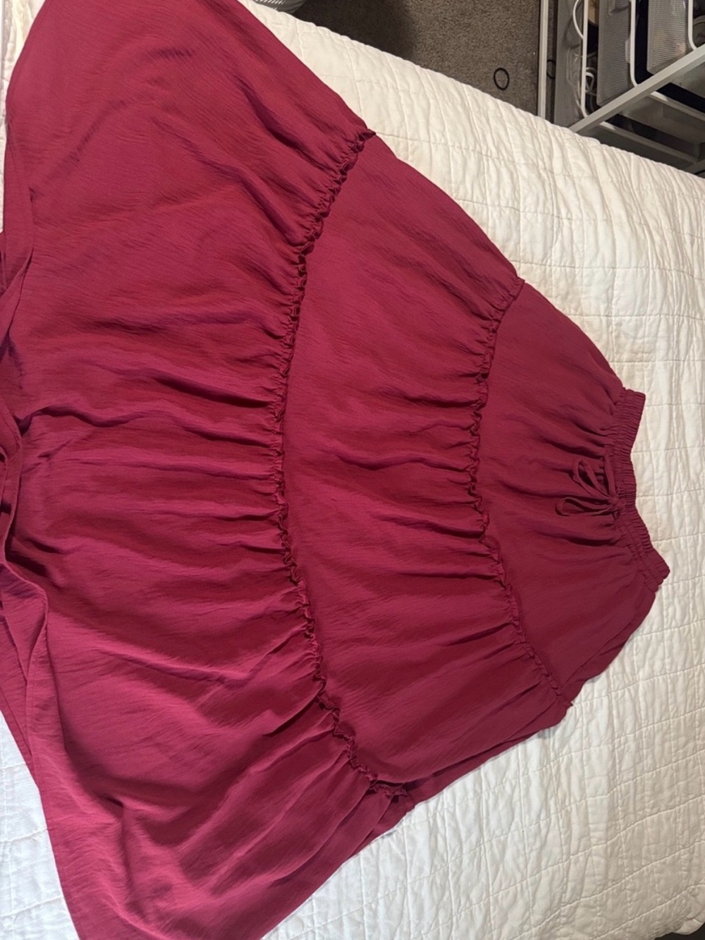 Women's Tiered Elastic-Waist Midi Skirt in Berry